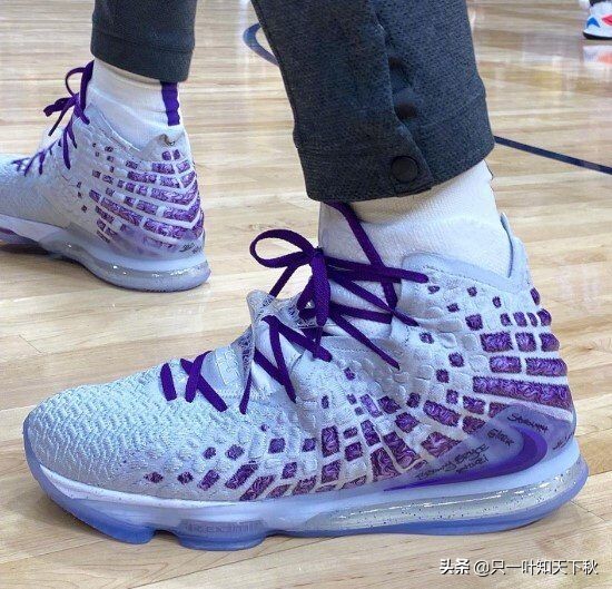 勒布朗詹姆斯近期比赛上脚的9双詹17战靴！哪个配色最香？