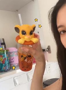 宋妍霏的潮流穿搭,宋妍霏一个被演技耽误的时尚博主