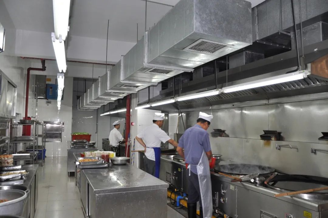 广州市白云中学,明德至善博学笃行广州高中