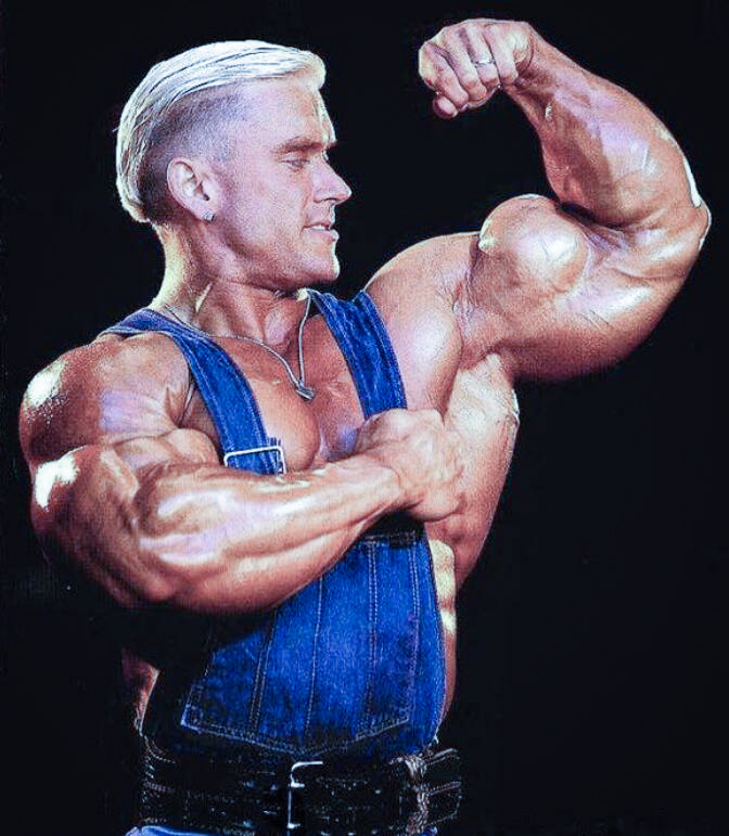 健身达人10个训练动作,臂围超过45cm请赤膊锻炼