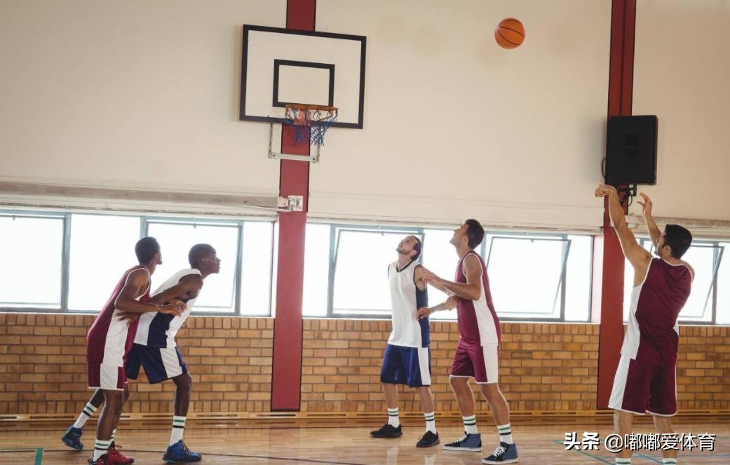 球场是充满爱的地方,球场社会气息