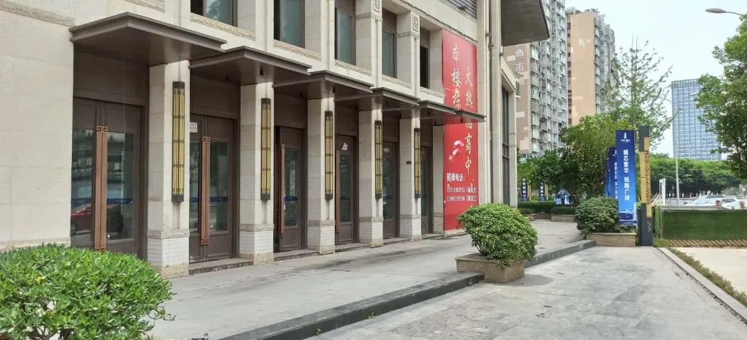 被56万压垮，重庆力帆帝国即将破产？昔日超级豪宅沦为鬼楼？