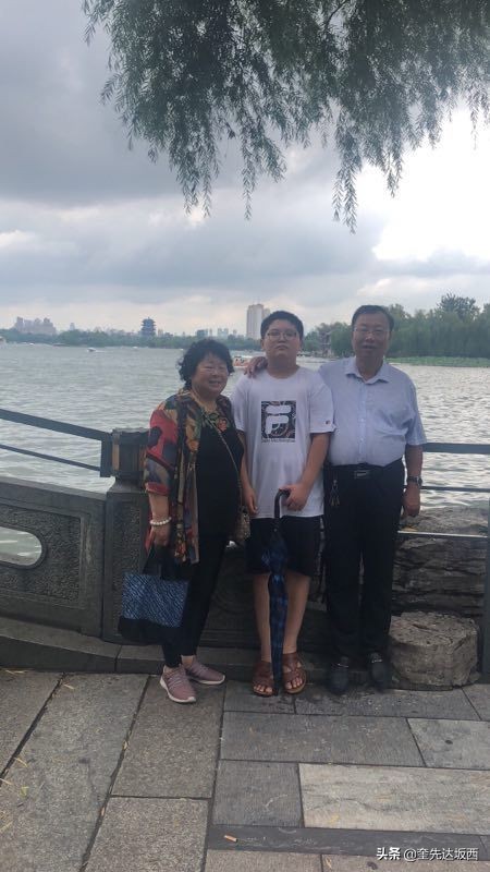 赞美美丽的雪莲花,一朵美丽的雪莲花