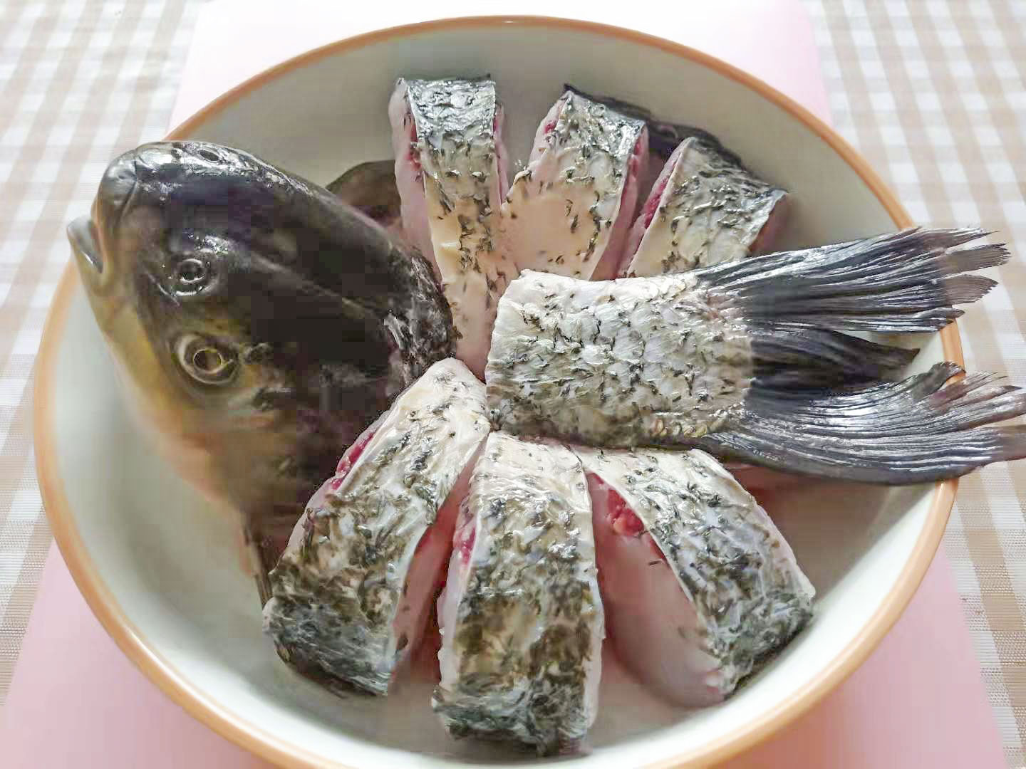 无论炖什么鱼一定要记住这几点,哪种鱼炖起来比较嫩又好吃