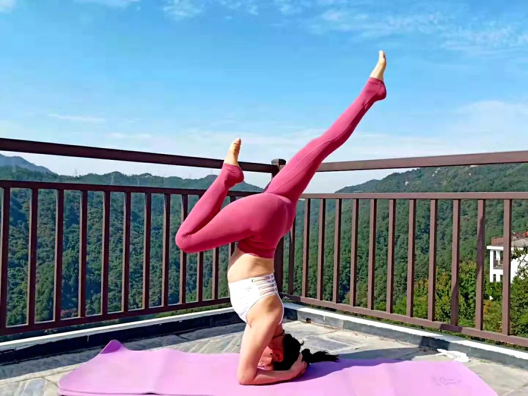 清凉寨丨“枫”景尚好,年会火热预定中!