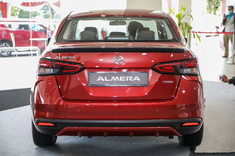 日产新阳光老款,日产小轩逸阳光