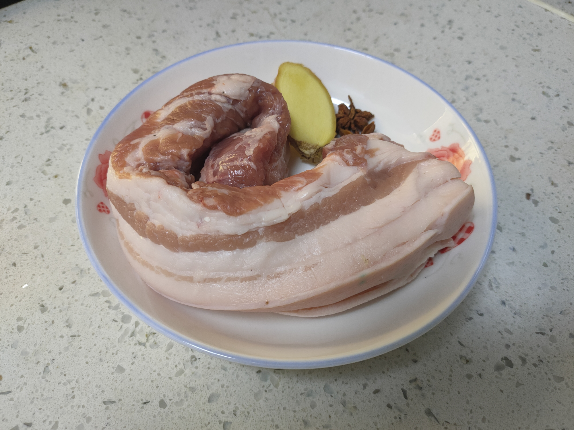 做炸酱面用什么甜面酱最好,炸酱面要干黄酱还是甜面酱