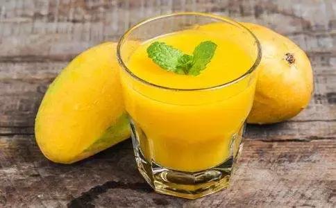 哪种芒果最适合做酸芒果,有芒果可以弄哪些夏天喝的饮品