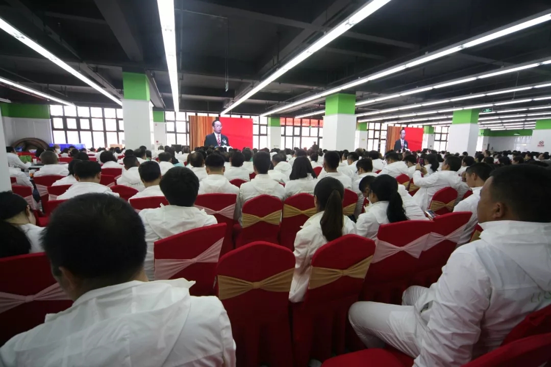 利君集团董事长吴秦身价,关于利君近几年的发展