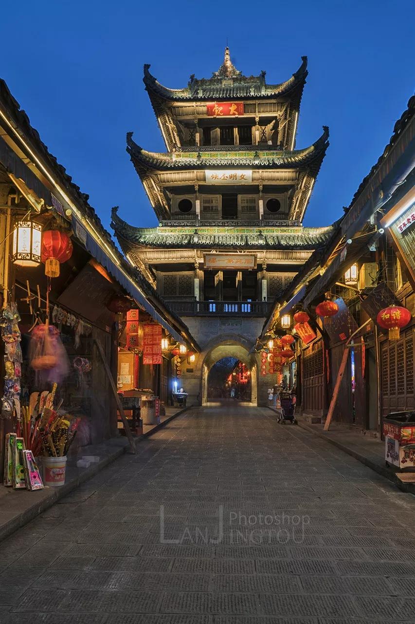 超适合一个人的15个国内外旅行地,国内适合一个人旅行的景点有哪些