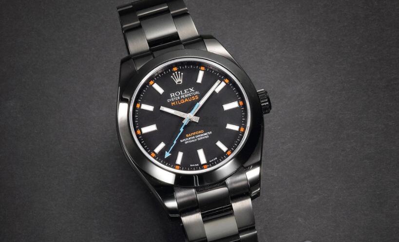 手表冷天就会起雾是怎么回事,手表起雾吹风机吹一会又有雾