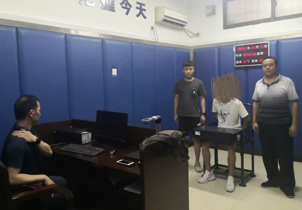 向信访人答复处理结果,向公安举报被人找上门