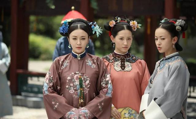 乾隆把格格嫁给丰绅殷德,乾隆生育的第一个孩子