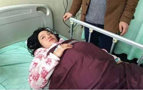 剖腹产里面伤口崩裂什么感觉,剖腹产28天伤口接口处有点出血