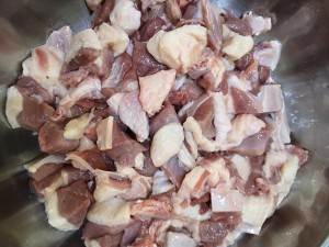 香辣啤酒鸭家常做法加土豆,香辣啤酒鸭的家常做法简单