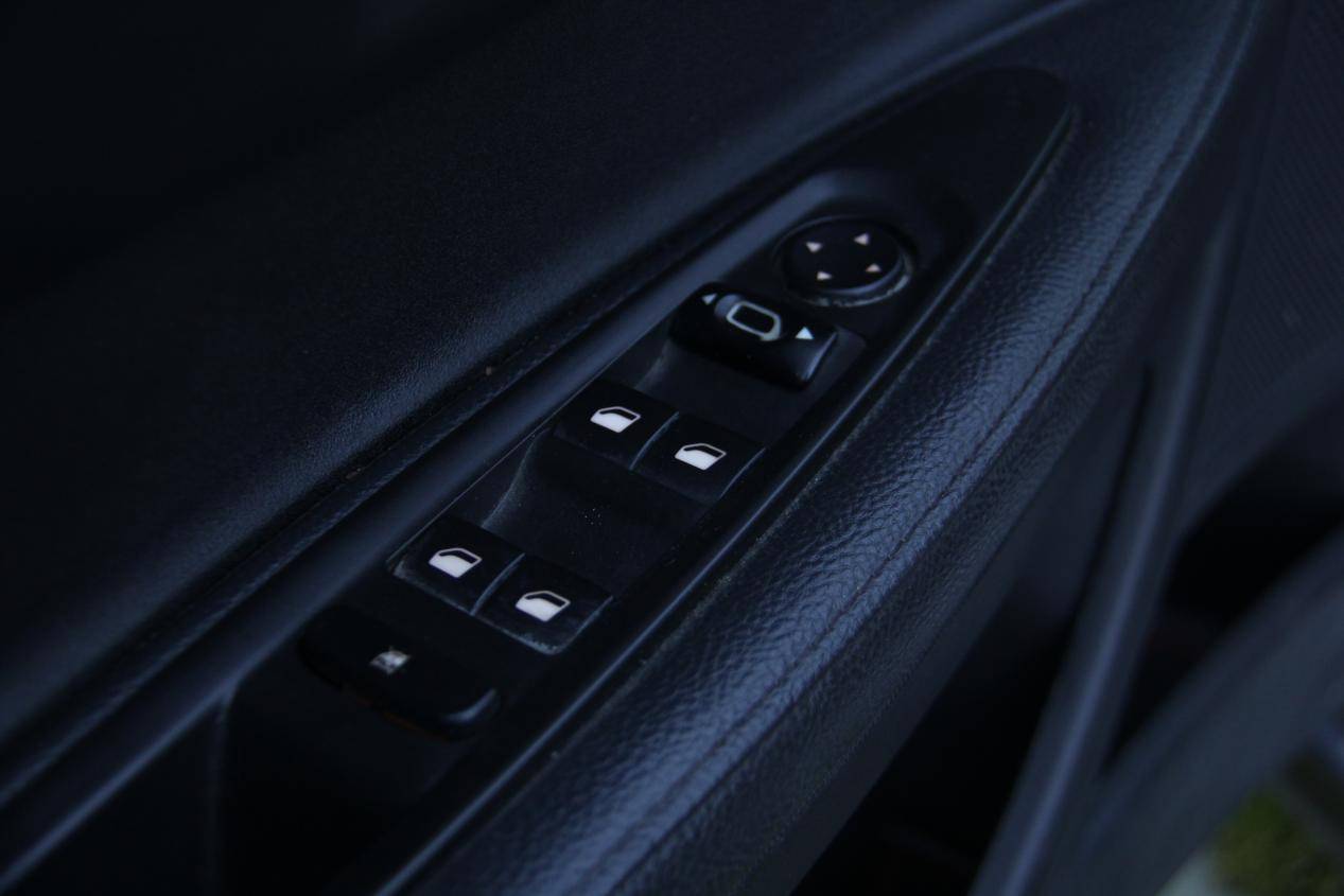 2010年世嘉自动挡尚乐版怎么样,世嘉2010款三厢1.6l自动尚乐版