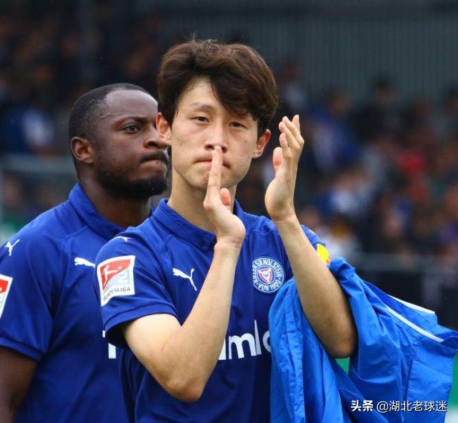 武磊十几岁上演职业联赛首秀,武磊中国足球的标杆