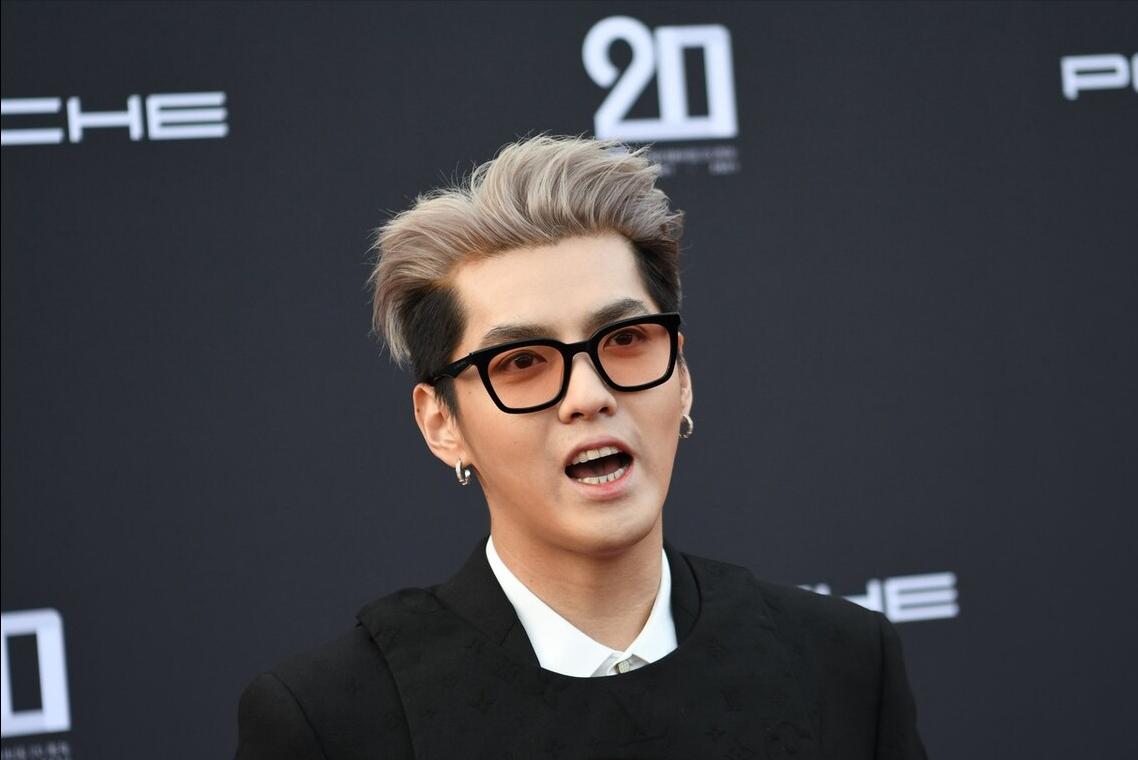 吴亦凡特殊癖好被揭开？精神失常牵扯出更大丑闻，林生斌险逃一劫