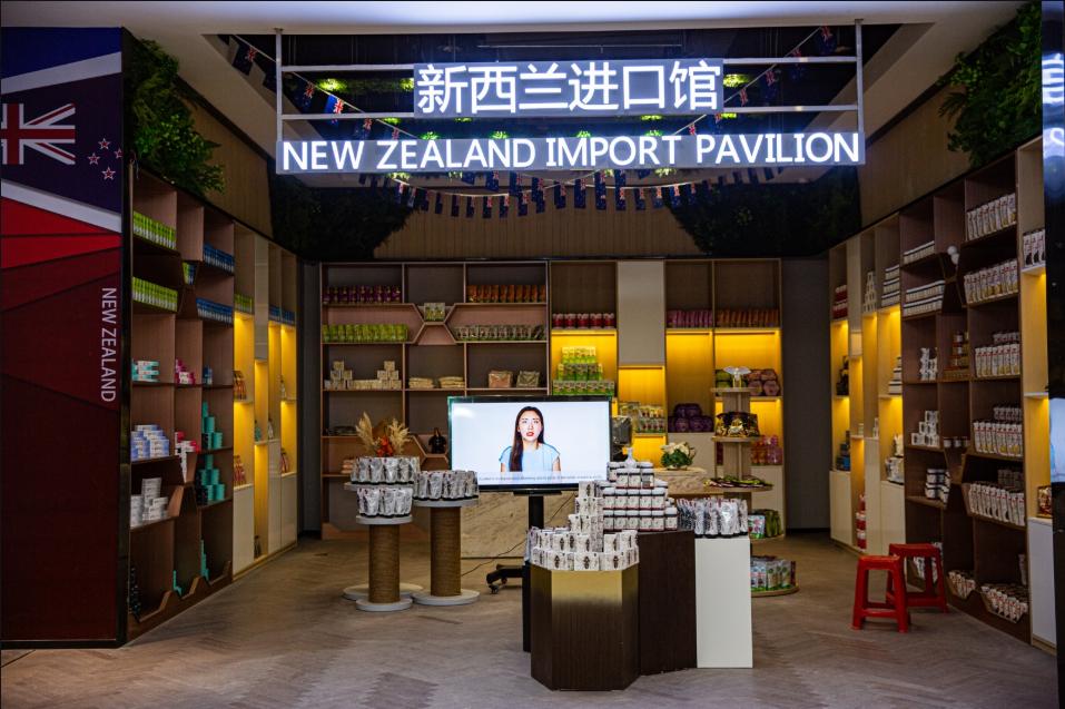 杭州湾全球贸易港开业人山人海,杭州湾国际商贸港