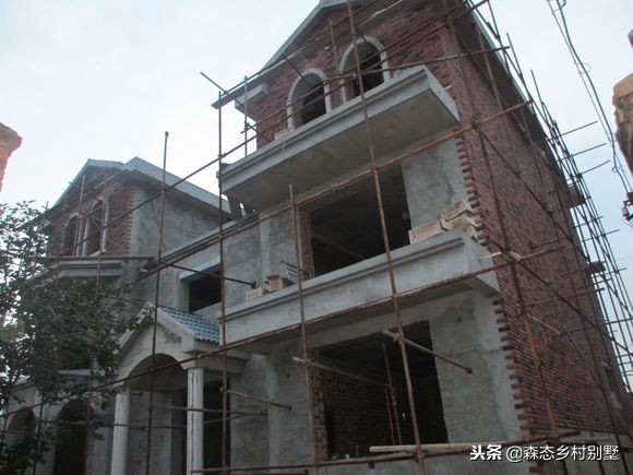 北方农村建房全过程,三层占地150平米,花了50万