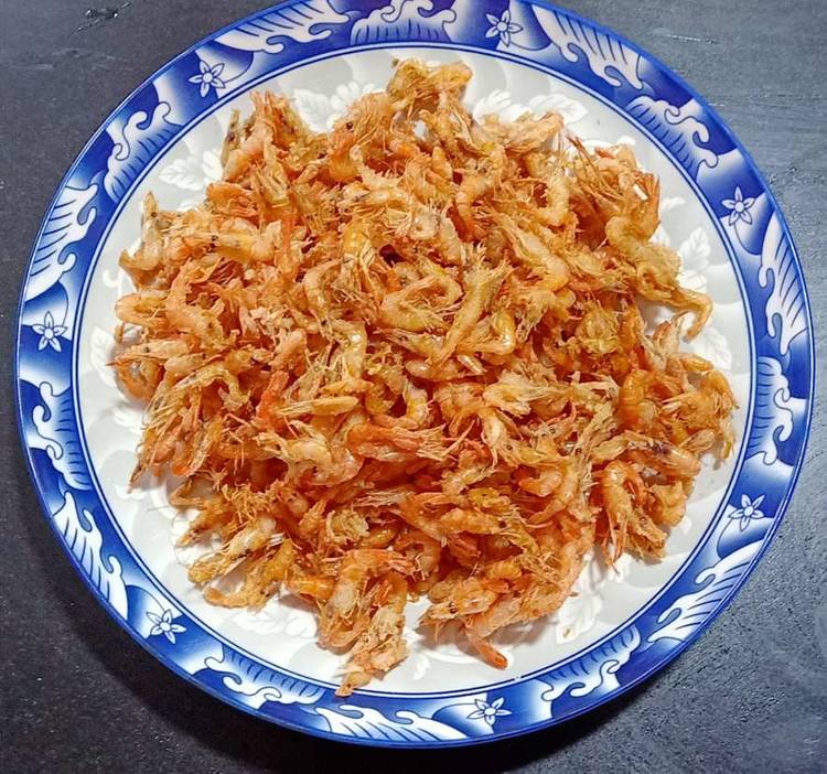 炸河虾挂糊炸还是挂淀粉炸,干锅小河虾怎么炸又酥又脆