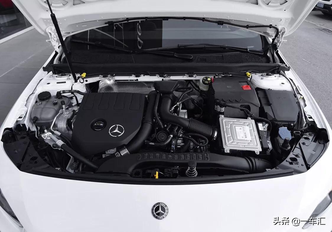 奥迪a3和奔驰a180l两个价位对比,奔驰a180l和奥迪a3三厢