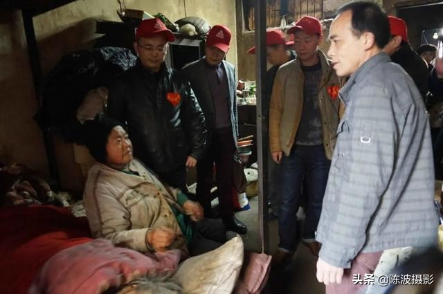 道德模范事迹第七届,宜昌市道德模范致敬晚会