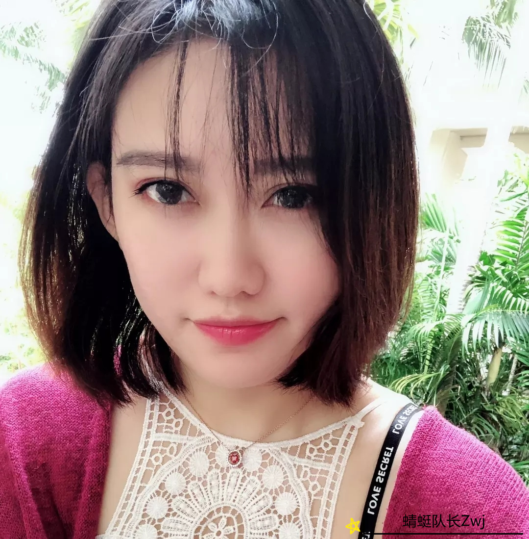 Dota2：TI冠*狗军**哥直播认爹？水友：收了一对姐妹花，血赚不亏