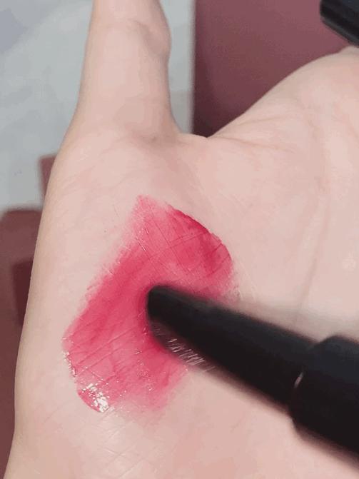 口红怎么选白皮的好用一点,韩系欧美口红都要怎么挑