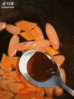 玩抖音的都是一些什么女人,现在玩抖音的女孩子