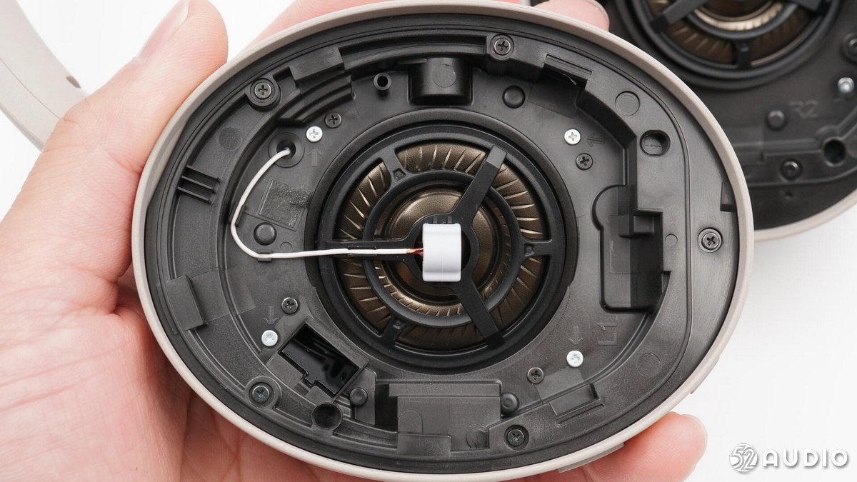 索尼耳机wh1000xm4拆卸视频,索尼wh-1000xm4全球购