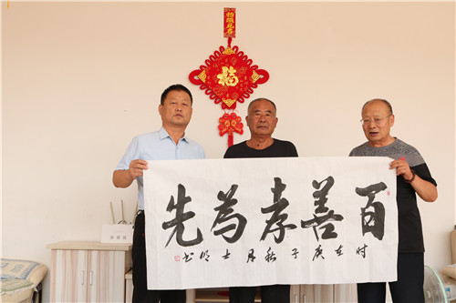 一个普通农民的家国情怀,一个朴实的农民应有的责任感