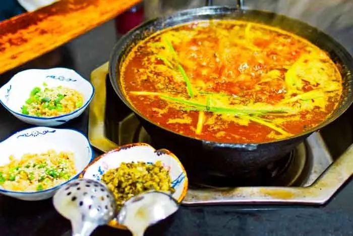 重庆各个区域好耍好吃的推荐,重庆哪有好吃好玩的地方