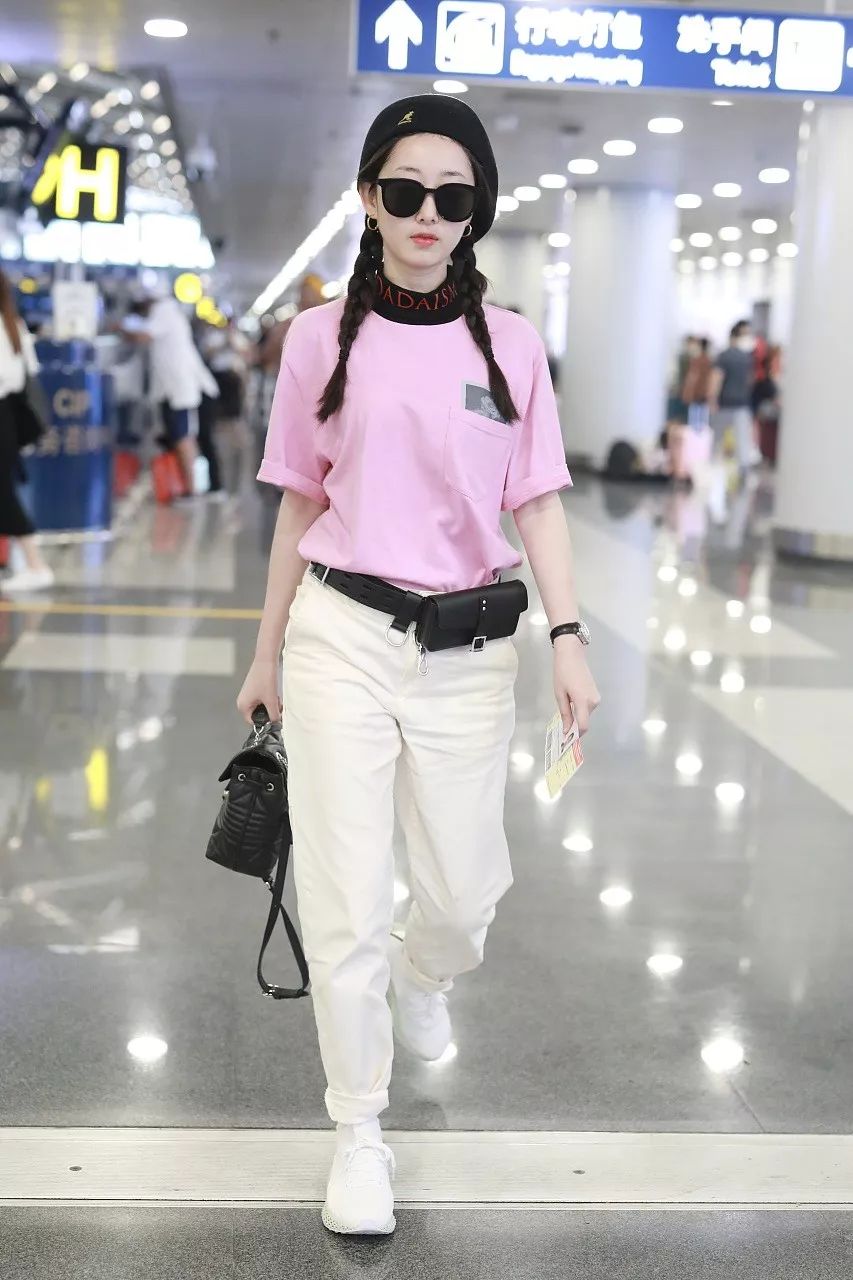 女明星夏季清爽干净穿搭,女明星穿着很清新