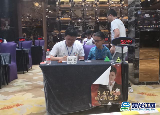 哈尔滨杨明泽:勤奋刻苦永不言弃的双料第一名