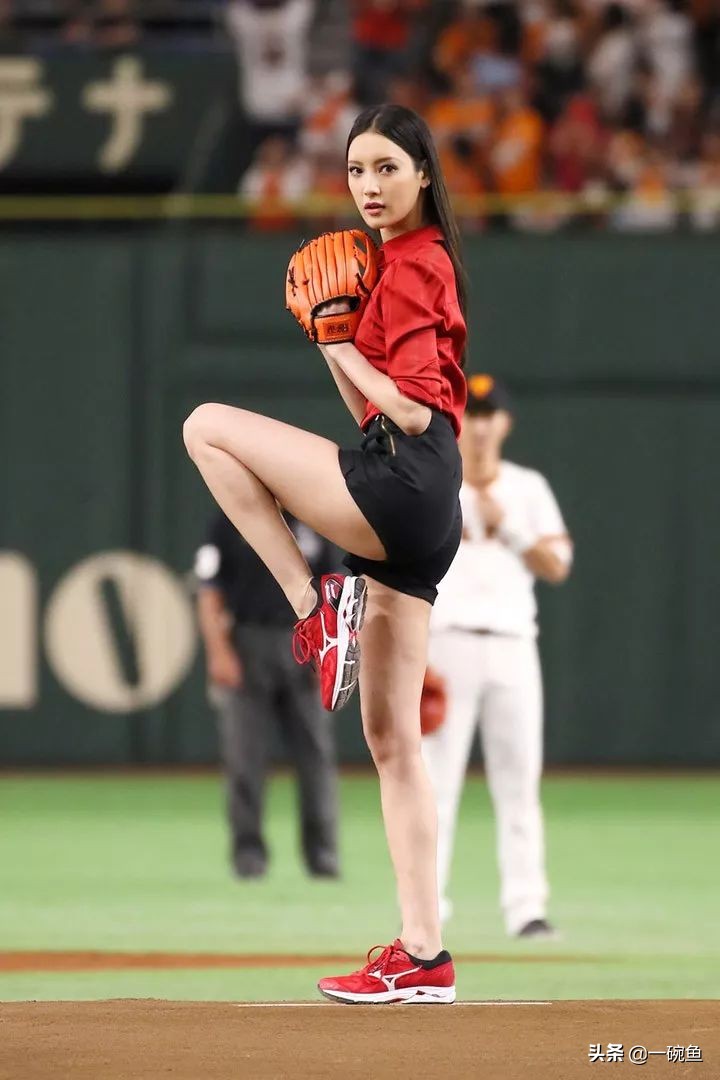 32岁还能有好身材,40岁也可以拥有少女身材