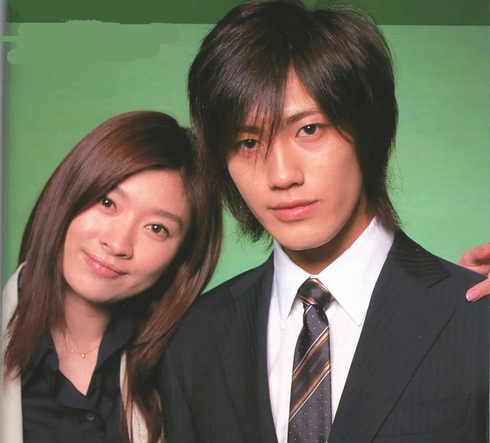 著名女星自曝曾被同行脱裙骚扰，感觉非常恶心，今嫌疑人被开除