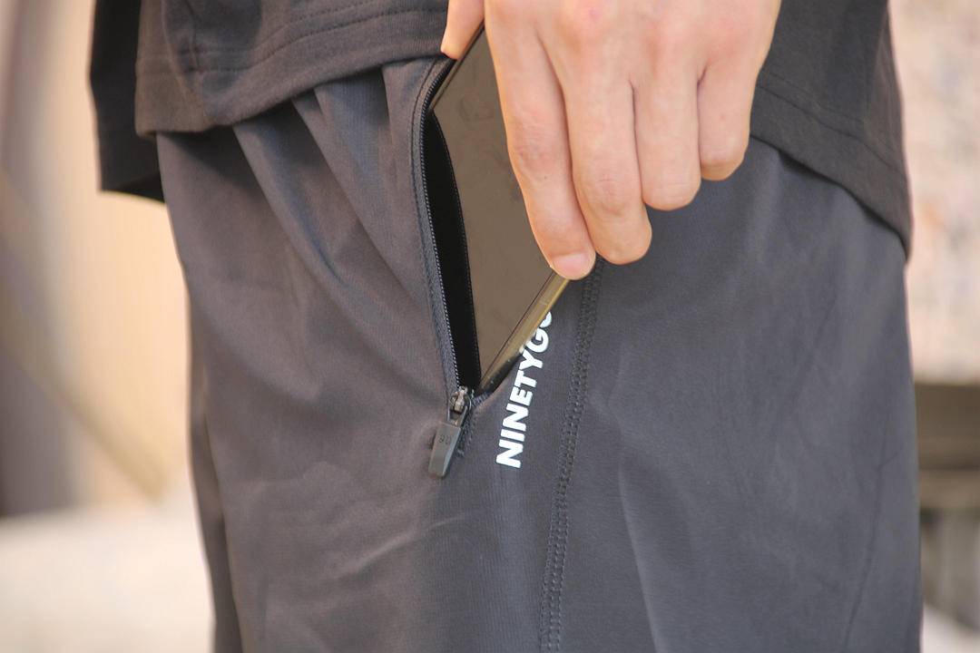 夏天男款穿什么短裤好看,潮流穿搭运动短裤男五分