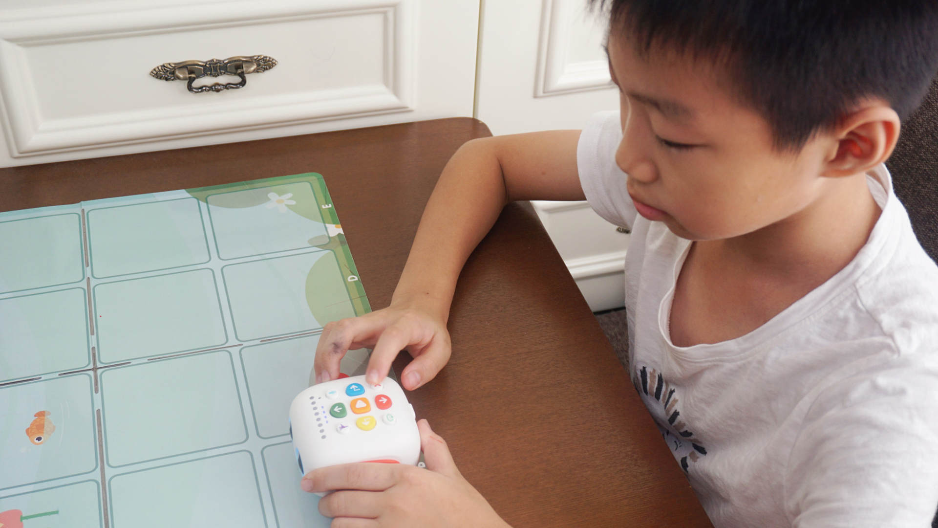 小q编程机器人,玛塔小q编程机器人介绍