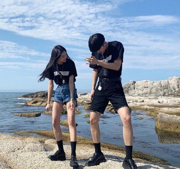 开学季情侣装,开学季换新情侣套装