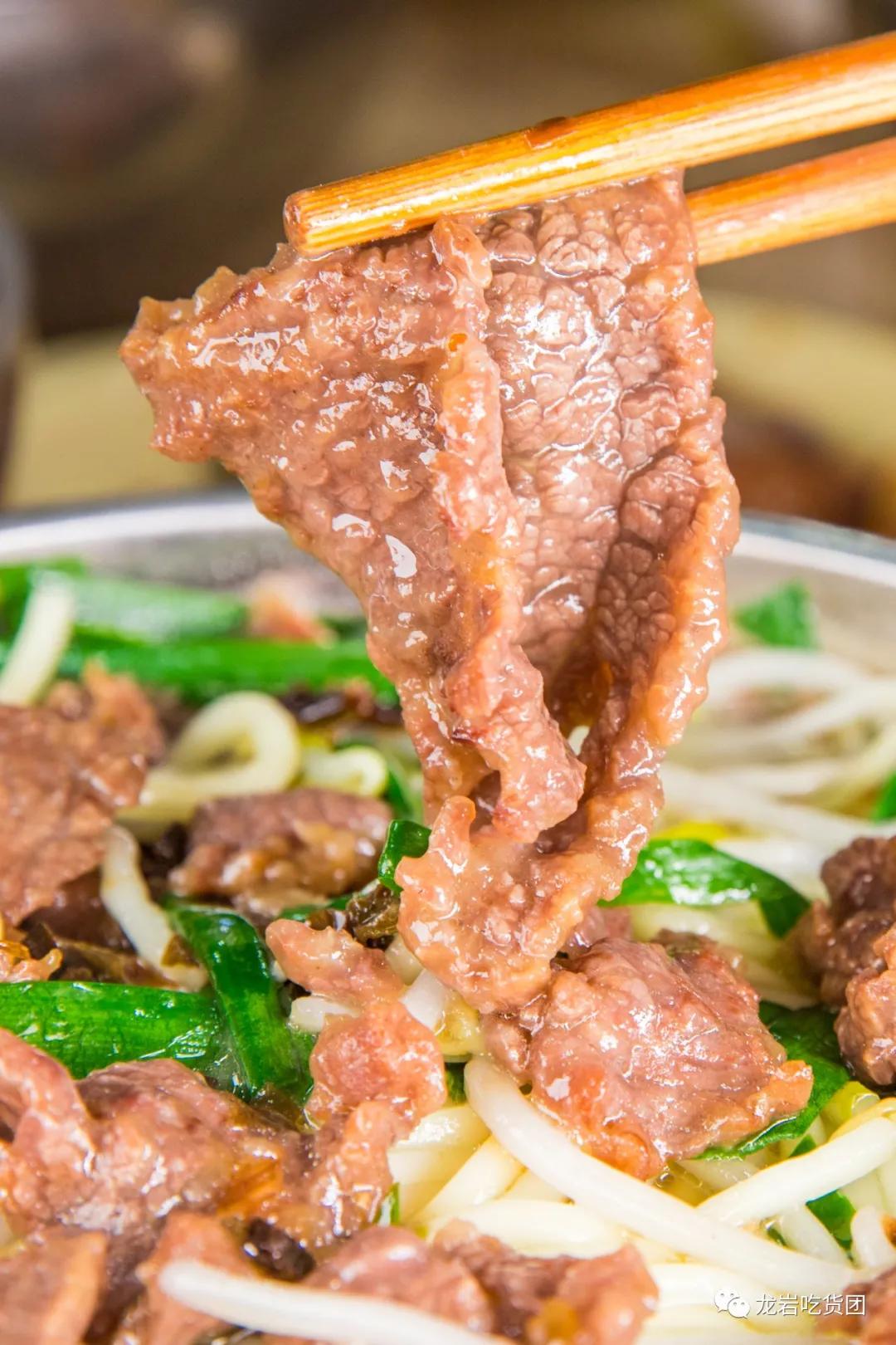 走吧，去龙门镇，吃上一整天