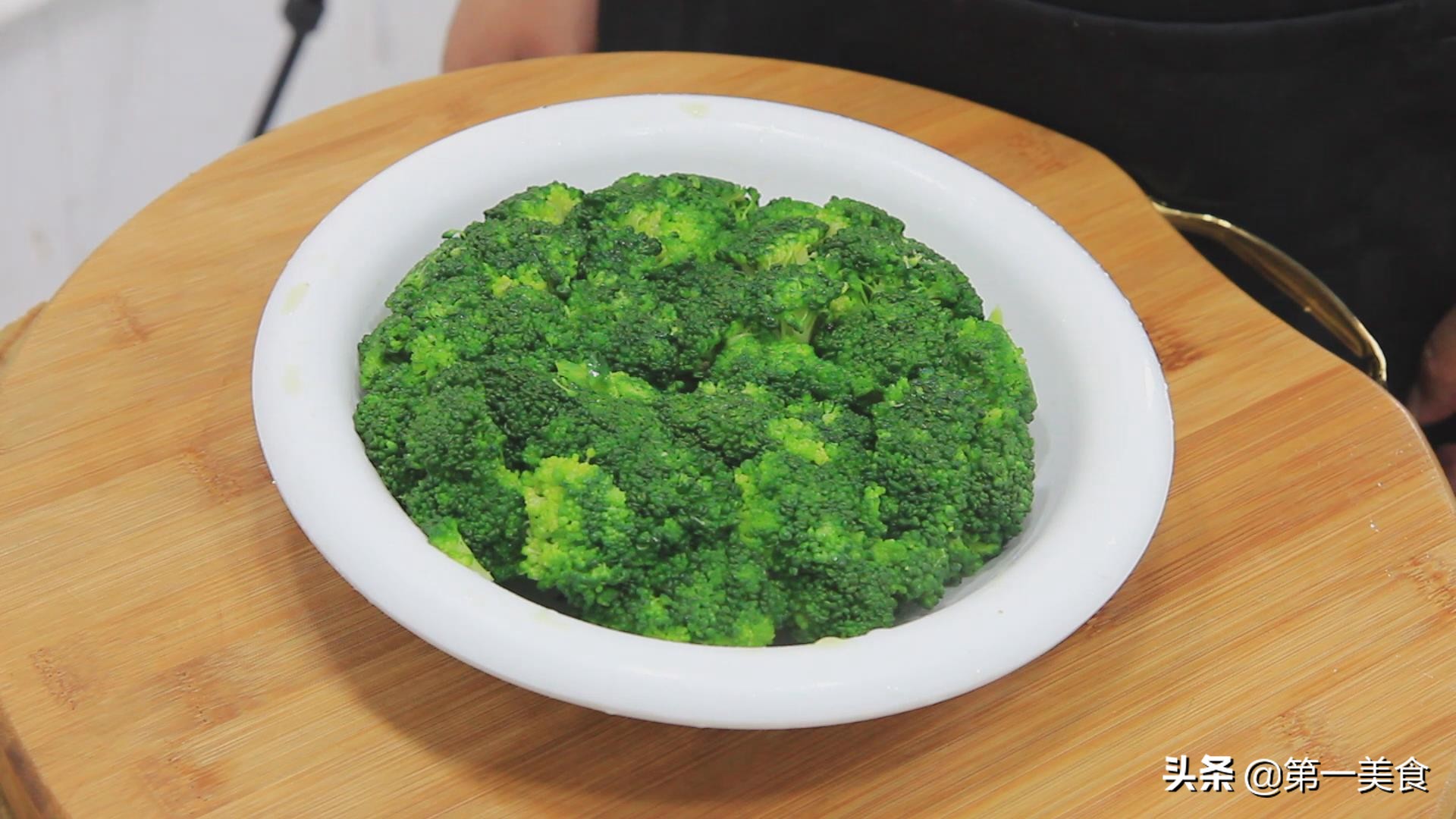 西兰花凉拌西兰花的做法,西兰花家常做法凉拌西兰花