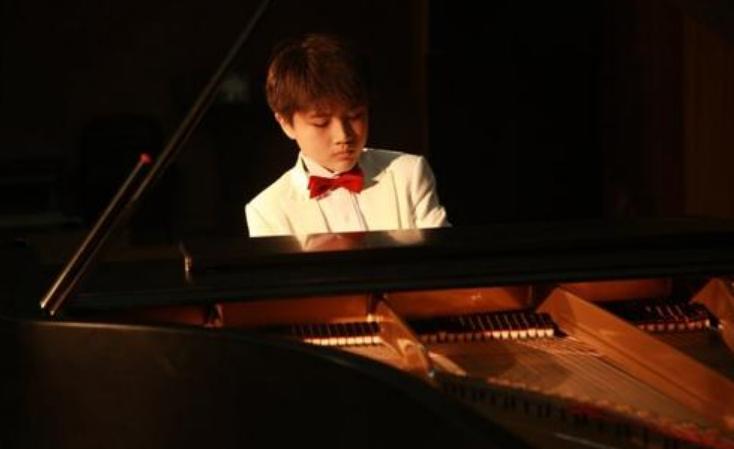 孩子有自己的想法家长要不要干涉,孩子不同年龄段家长怎么放手