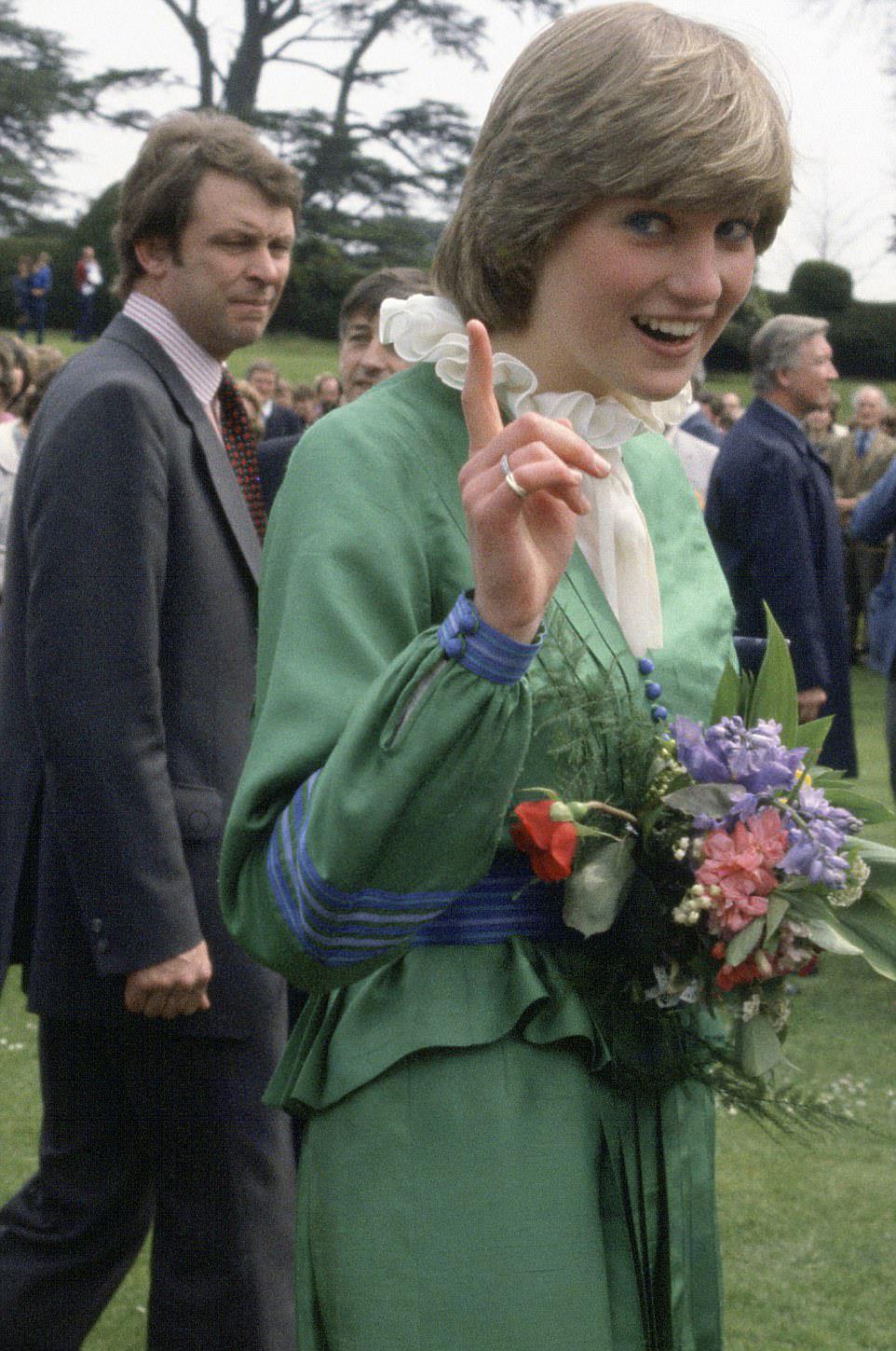 英国女王戴安娜绝美容颜,撒切尔夫人对戴安娜评价