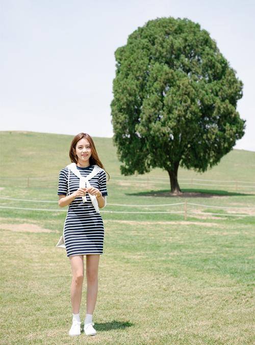 早春减龄时尚连衣裙搭配,日系连衣裙穿搭中长款秋冬