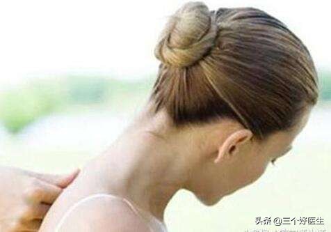 颈椎脊椎的精确定位及触诊技巧,脊椎三步定位图解