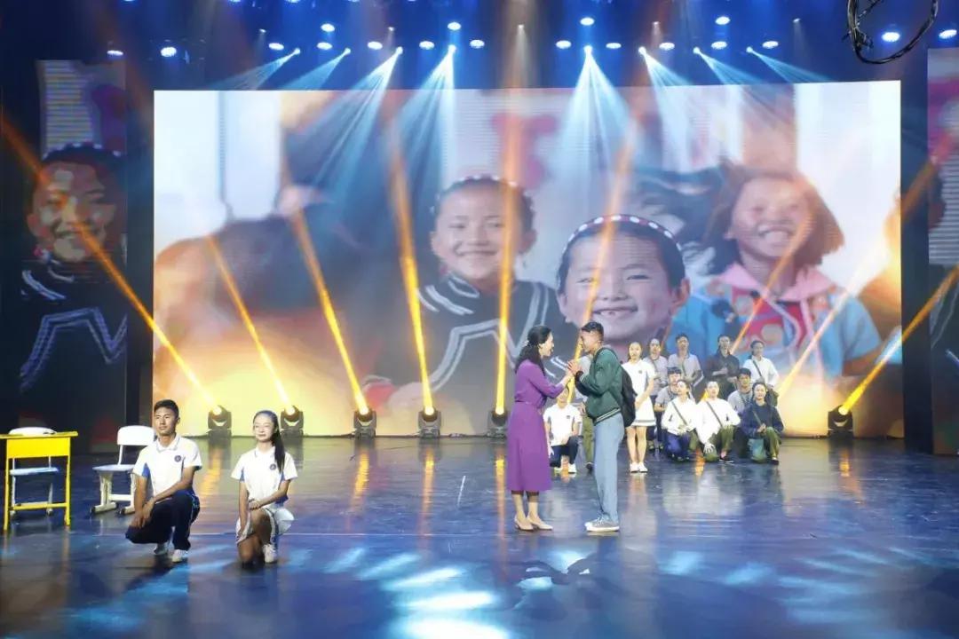 恰同学少年沉浸式演出,恰同学少年比赛现场第一名