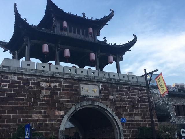 深圳甘坑客家小镇灯会,深圳布吉甘坑客家小镇怎么坐车去