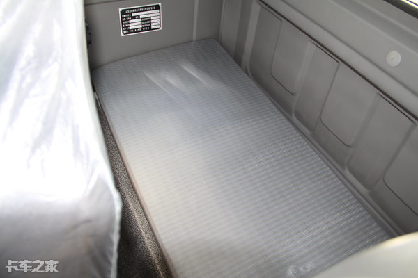 2.1米地库能下2.16米高的车吗,2.0排量汽油微卡