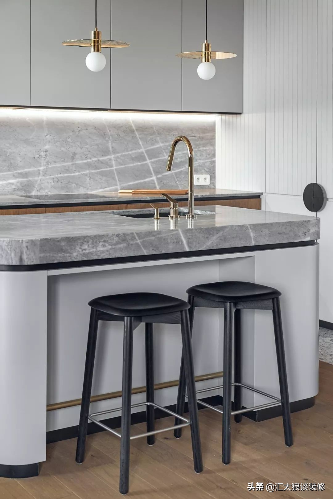 顶楼阁楼尖顶房屋装修效果图,斜式顶楼带阁楼的房子装修